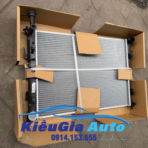Két nước Kia Cerato 2008-2013 Két nước Kia Cerato 2008-2013