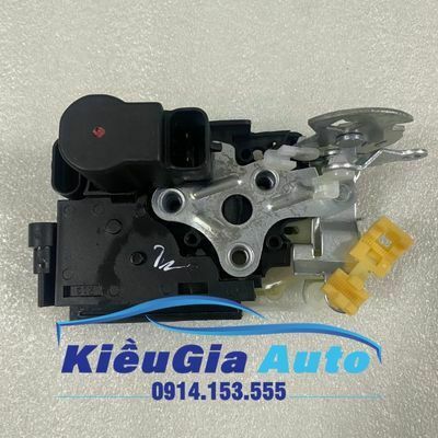 Ổ khóa ngậm cánh cửa Daewoo Leganza