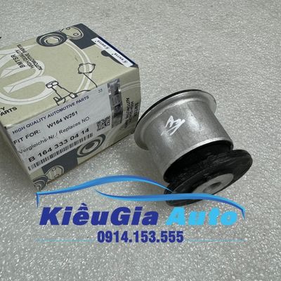 Cao su càng A dưới trước Mercedes ML350 W164 2006-2011