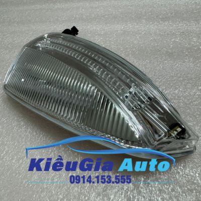 Đèn xi nhan gương Mercedes C350 W204 2007-2011