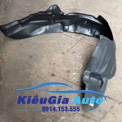 Chắn bùn lòng dè trước Ford Laser 1999-2005