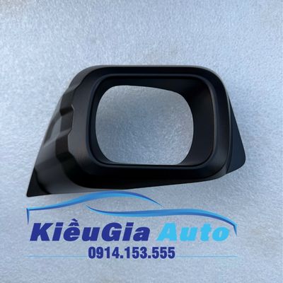 Ốp đèn gầm Ford Ranger XLS 2018-2021